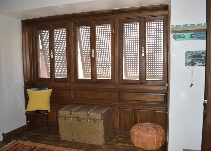 Casa Muse Kastellorizo Whole House بيت للعطل